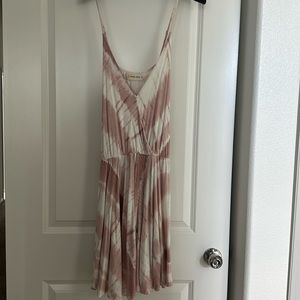 Ocean drive dress size M pink mauve tie dye